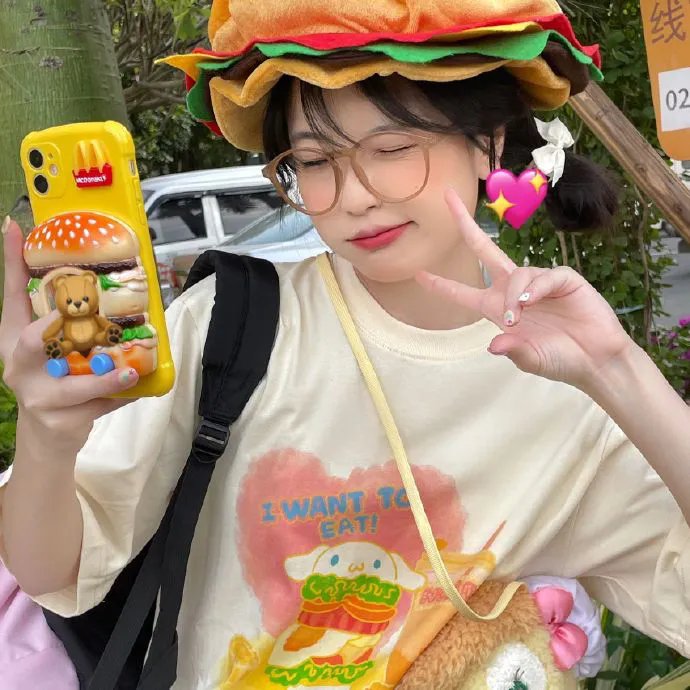 深蓝色的夜晚